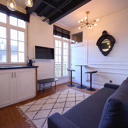 Un Studio Cosy Au Coeur De Paris 17 Batignolles , Monceau Esterno foto